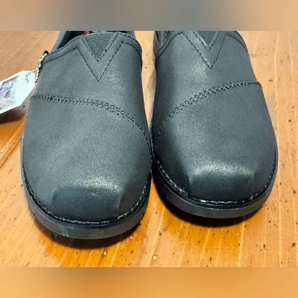 BOBS from Skechers - Petco Love Collab - New w/Tags - Women's Size 8 -Black Lugs - Picture 2 of 13